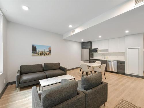 416-1628 Store St, Victoria, BC - Indoor Photo Showing Living Room