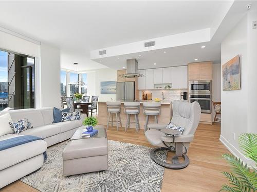 416-1628 Store St, Victoria, BC - Indoor Photo Showing Living Room