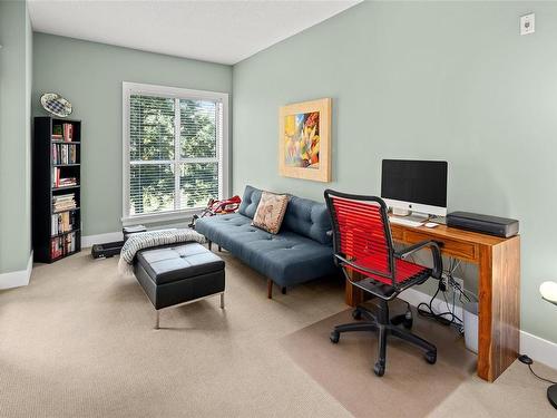 701-1400 Lynburne Pl, Langford, BC - Indoor Photo Showing Office