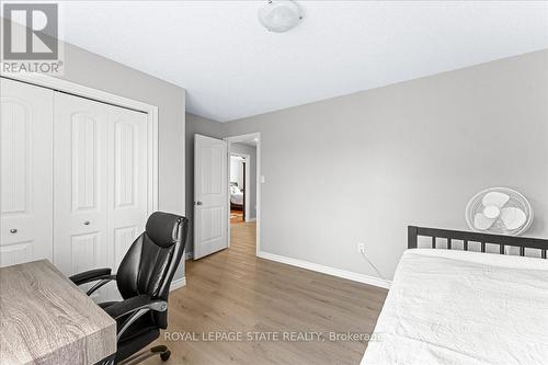 9 Tolton Drive, Guelph (Pine Ridge), ON - Indoor Photo Showing Bedroom