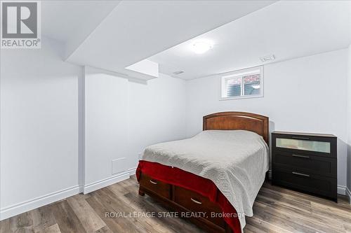 9 Tolton Drive, Guelph (Pine Ridge), ON - Indoor Photo Showing Bedroom