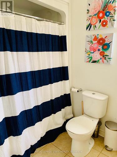 9 Tolton Drive, Guelph, ON - Indoor Photo Showing Bathroom