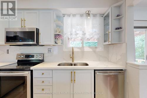 191 Maxome Avenue, Toronto, ON - Indoor Photo Showing Kitchen With Double Sink With Upgraded Kitchen