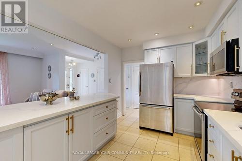 191 Maxome Avenue, Toronto, ON - Indoor Photo Showing Kitchen With Upgraded Kitchen
