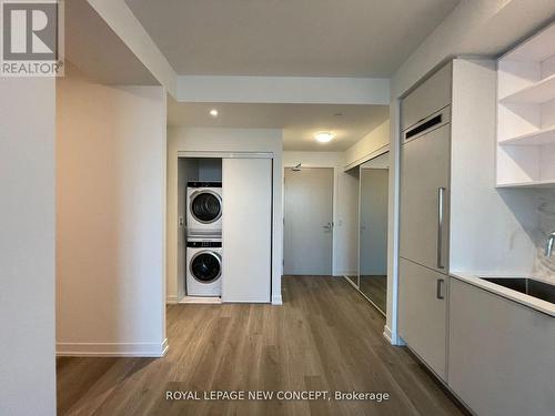 7702 - 55 Cooper Street, Toronto, ON - Indoor