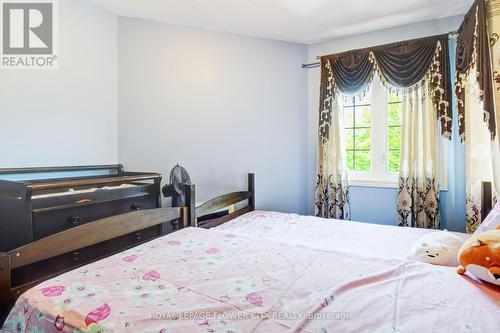 4 Chadwick Street, Brampton (Fletcher'S West), ON - Indoor Photo Showing Bedroom