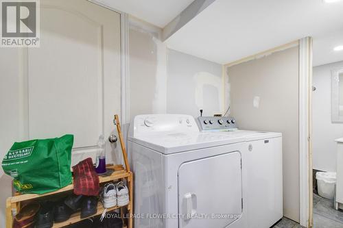 4 Chadwick Street, Brampton (Fletcher'S West), ON - Indoor Photo Showing Laundry Room