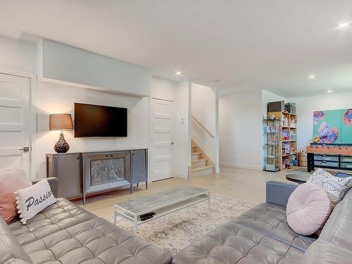 Family room - 412  - B Rue Principale, Saint-Basile-Le-Grand, QC - Indoor Photo Showing Living Room