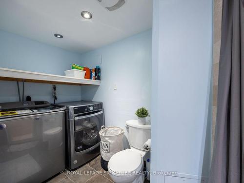 105 Catalina Dr, Toronto, ON - Indoor Photo Showing Laundry Room