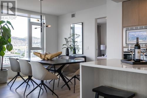 1588 Ellis Street Unit# 1509, Kelowna, BC - Indoor Photo Showing Dining Room