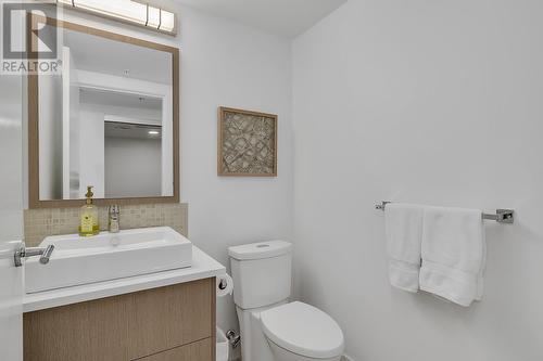 1588 Ellis Street Unit# 1509, Kelowna, BC - Indoor Photo Showing Bathroom