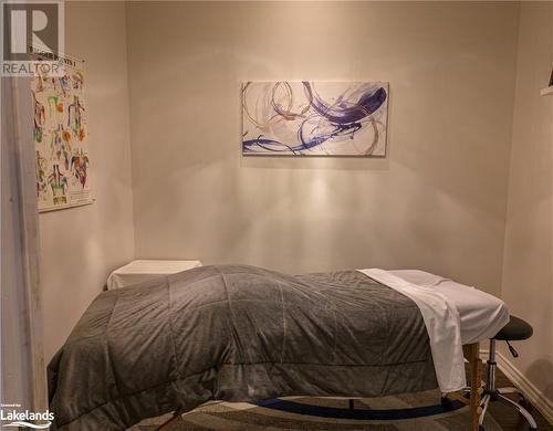 38 Barrie Road, Orillia, ON - Indoor Photo Showing Bedroom