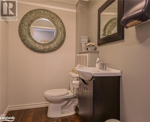 38 Barrie Road, Orillia, ON - Indoor Photo Showing Bathroom