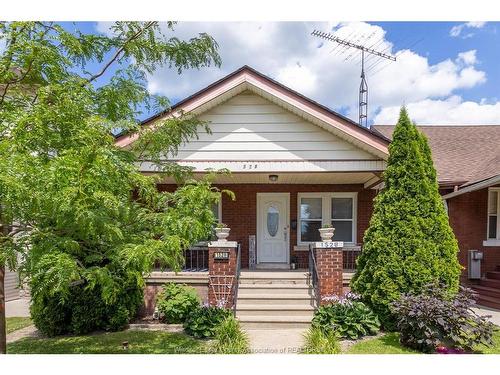 1528 Hall Avenue, Windsor, ON 