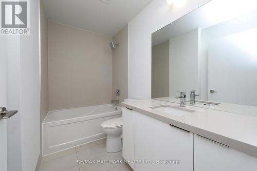 4104 - 8 Eglinton Avenue E, Toronto C10, ON - Indoor Photo Showing Bathroom