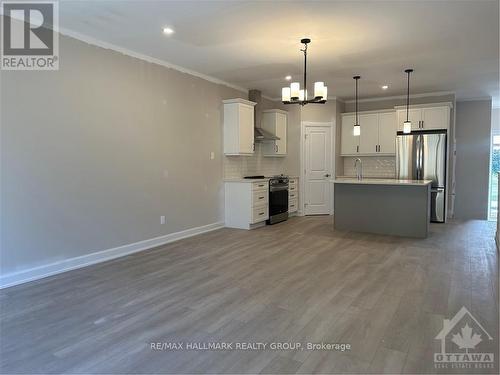 1539 Flanders Road, Brockville, ON - Indoor Photo Showing Kitchen