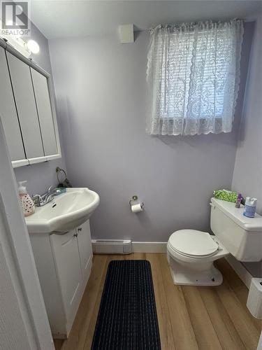 5 Frecker Place, Placentia, NL - Indoor Photo Showing Bathroom