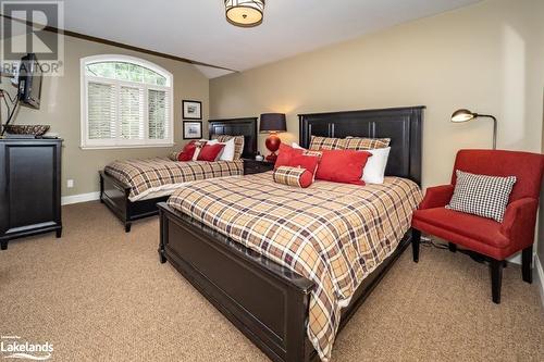 3876 Muskoka 118 Road Unit# Sandfield 6 W5, Port Carling, ON - Indoor Photo Showing Bedroom