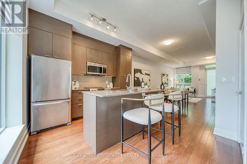 Th 5 - 88 Sheppard Avenue E, Toronto, ON - Indoor Photo Showing Kitchen With Stainless Steel Kitchen