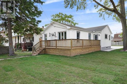 390 Hyde Street, Windsor, ON - Outdoor With Deck Patio Veranda