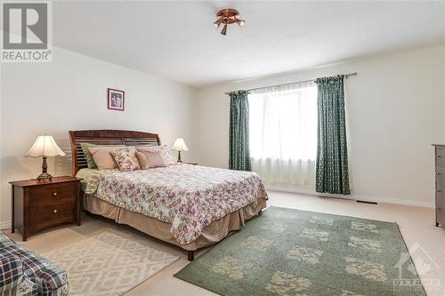 2113 Valin Street, Ottawa, ON - Indoor Photo Showing Bedroom