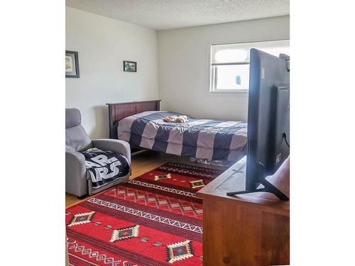 9 - 109 23Rd Avenue S, Cranbrook, BC - Indoor Photo Showing Bedroom