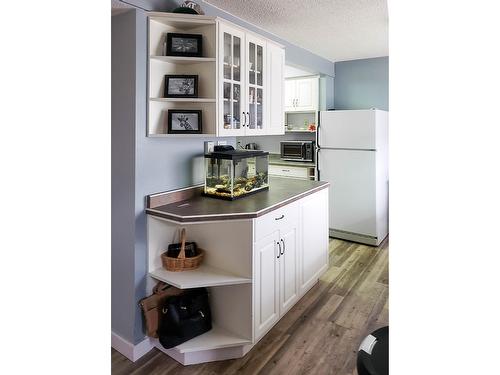 9 - 109 23Rd Avenue S, Cranbrook, BC - Indoor Photo Showing Kitchen