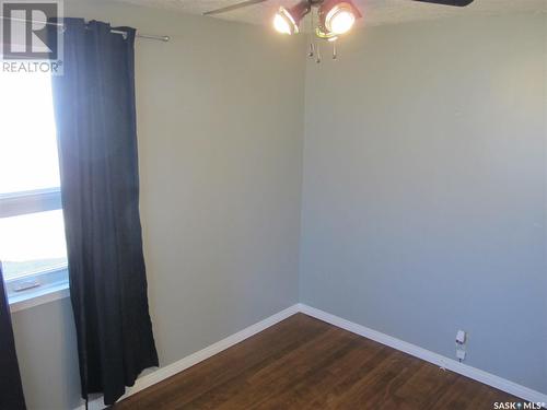 302 Carbon Avenue, Bienfait, SK - Indoor Photo Showing Other Room