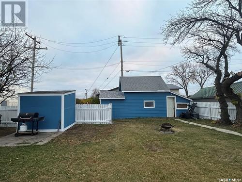 302 Carbon Avenue, Bienfait, SK - Outdoor