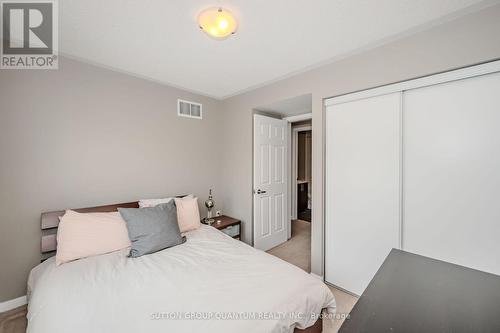 30 - 2614 Dashwood Drive, Oakville (West Oak Trails), ON - Indoor Photo Showing Bedroom