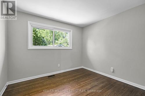 2nd bedroom - 39 Oneida Road, London, ON - Indoor Photo Showing Other Room