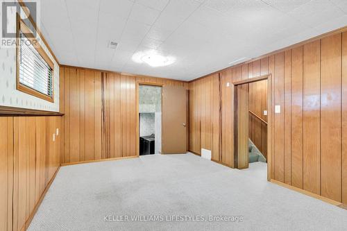 Family room - 39 Oneida Road, London, ON - Indoor Photo Showing Other Room