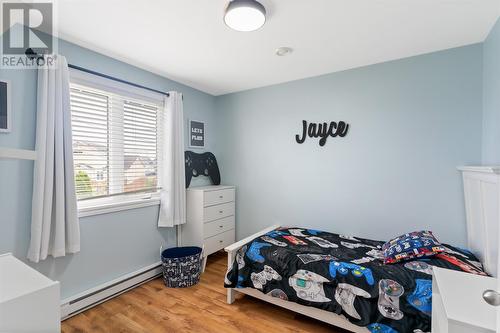 17 Teakwood Drive, St. John'S, NL - Indoor Photo Showing Bedroom