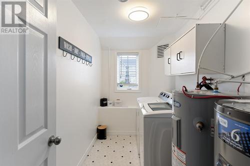 17 Teakwood Drive, St. John'S, NL - Indoor Photo Showing Laundry Room