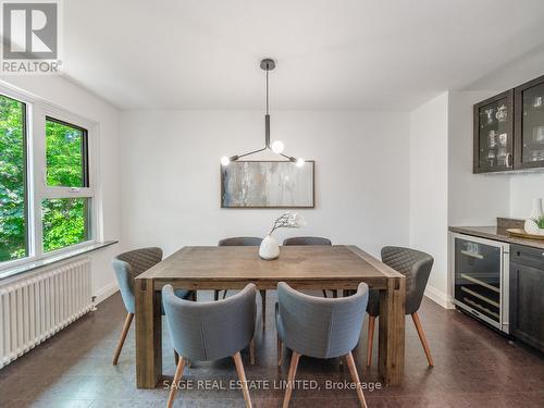 22 - 8 Corinth Gardens, Toronto C10, ON - Indoor Photo Showing Dining Room