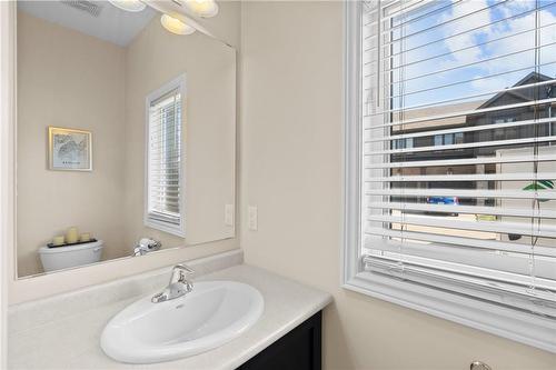 377 Glancaster Road|Unit #13, Ancaster, ON - Indoor Photo Showing Bathroom