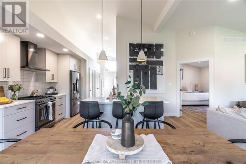 3 Clara Crescent, Chatham, ON - Indoor Photo Showing Kitchen With Upgraded Kitchen