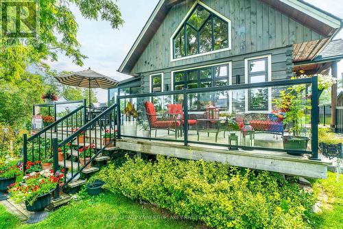 11 First Street, Kawartha Lakes (Dunsford), ON - Outdoor With Deck Patio Veranda