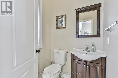 9 Elias Snider Court, Whitchurch-Stouffville, ON - Indoor Photo Showing Bathroom