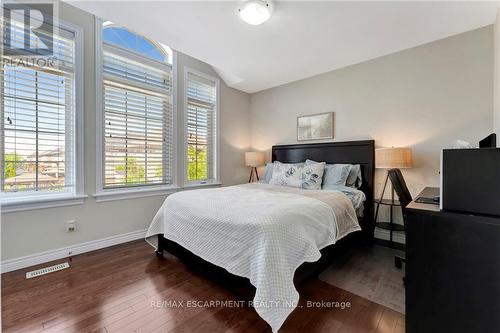 115 Matteo Trail, Hamilton, ON - Indoor Photo Showing Bedroom