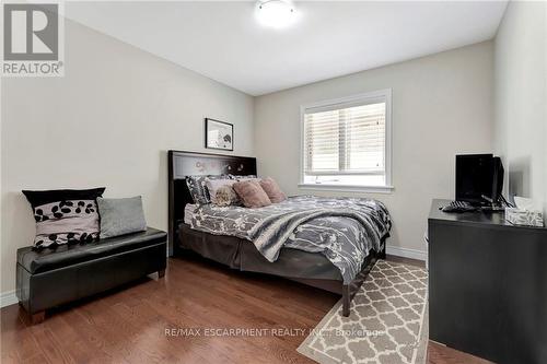 115 Matteo Trail, Hamilton, ON - Indoor Photo Showing Bedroom