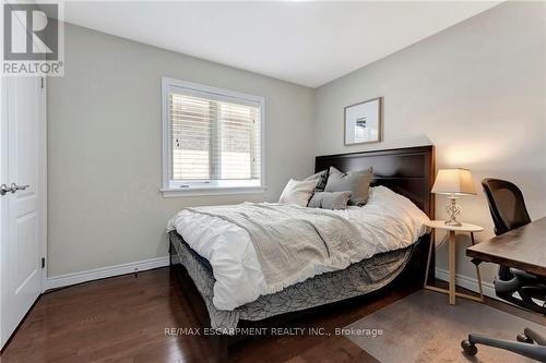 115 Matteo Trail, Hamilton, ON - Indoor Photo Showing Bedroom