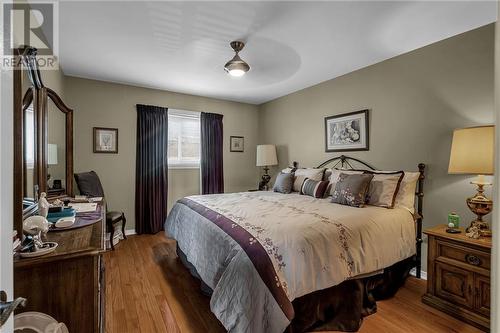 18428 County Road 2 Road, Cornwall, ON - Indoor Photo Showing Bedroom