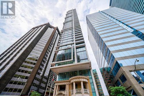 2307 - 426 University Avenue, Toronto, ON - Outdoor With Facade