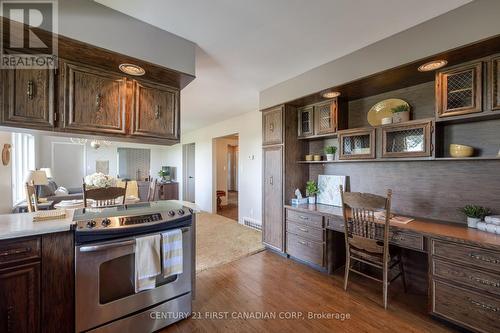 14004 Cleeves Line, Chatham-Kent (Highgate), ON - Indoor Photo Showing Kitchen