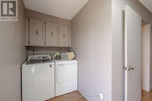 14004 Cleeves Line, Chatham-Kent (Highgate), ON - Indoor Photo Showing Laundry Room