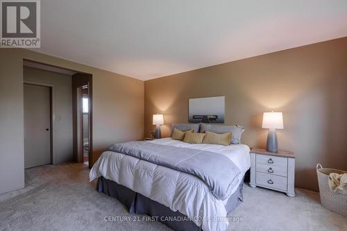 14004 Cleeves Line, Chatham-Kent (Highgate), ON - Indoor Photo Showing Bedroom