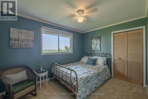 14004 Cleeves Line, Chatham-Kent (Highgate), ON - Indoor Photo Showing Bedroom