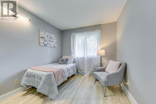 1114 - 95 Trailwood Drive, Mississauga, ON - Indoor Photo Showing Bedroom