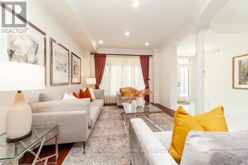 1387 Ferncrest Road, Oakville, ON - Indoor Photo Showing Living Room